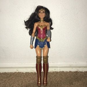 Wonder Woman collectable doll